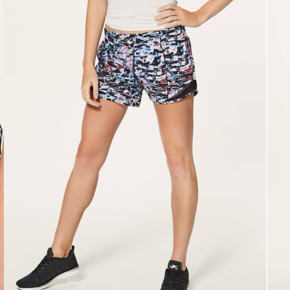 Lululemon Hotty Hot Short II (Long 4") in Culture Clash Multi Black / Black